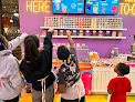 Your kids birthday party places Oozapalooza Slime Craft Studio in Las Vegas in Nevada